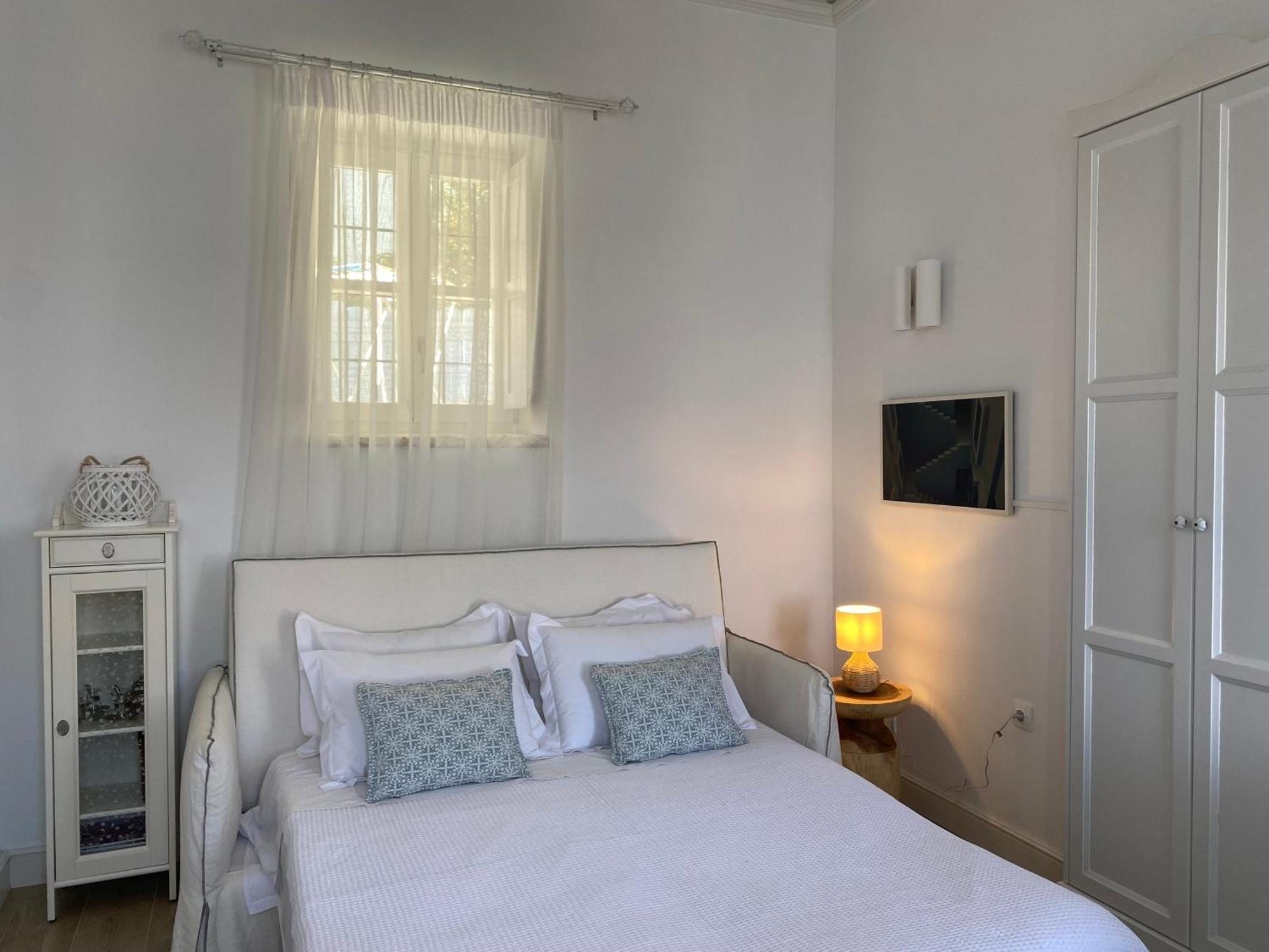 Halki Sea Breeze - A Waterfront Villa Zewnętrze zdjęcie