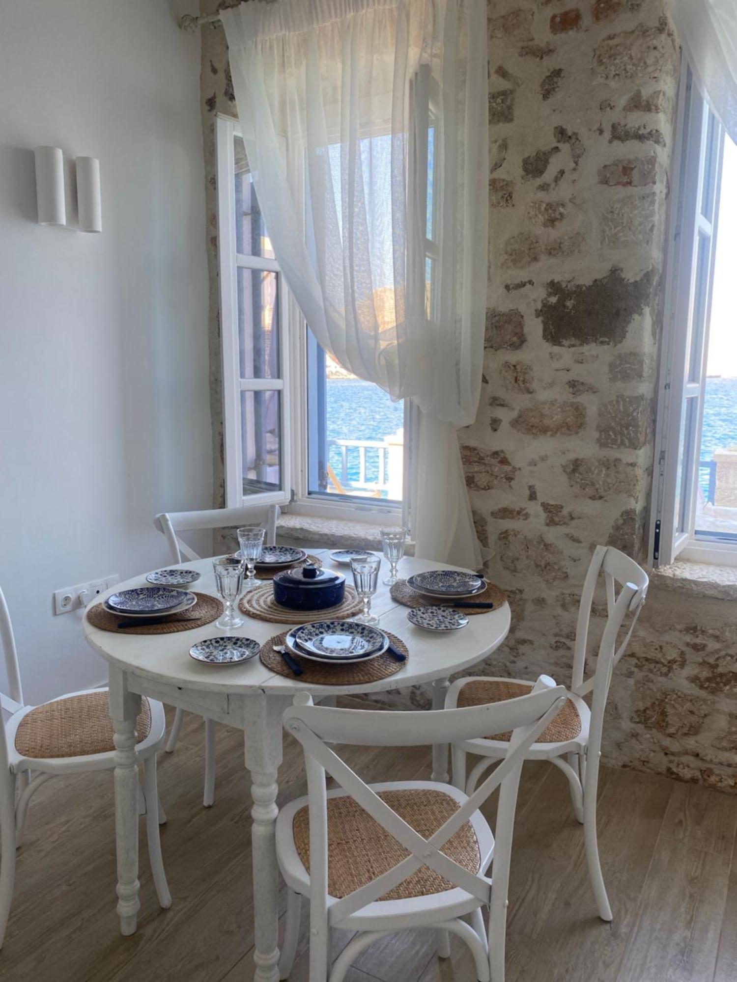 Halki Sea Breeze - A Waterfront Villa Zewnętrze zdjęcie